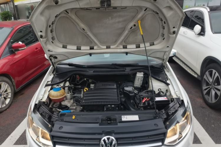 Used Volkswagen Polo 2016 1.6L Automatic Comfort Model Engine Bay