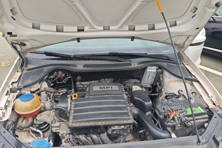 Used Volkswagen Polo 2016 1.6L Automatic Comfort Model Engine Bay