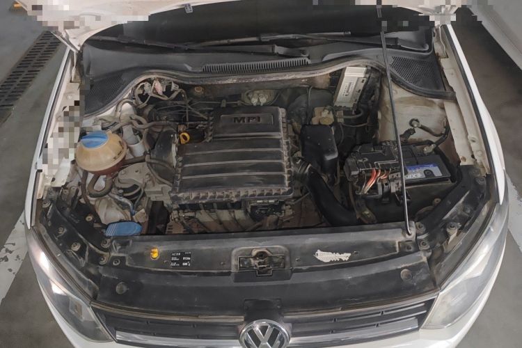 Used Volkswagen Polo 2016 1.4L Manual Fashion Model Engine Bay