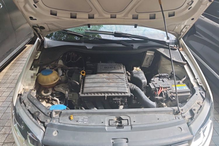 Used Volkswagen Polo 2016 1.6L Automatic Comfort Model Engine Bay