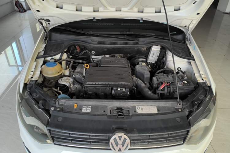 Used Volkswagen Polo 2016 1.4L Automatic Trendy Model Engine Bay