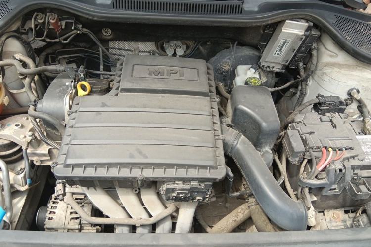 Used Volkswagen Polo 2016 1.6L Automatic Comfort Model Engine Bay