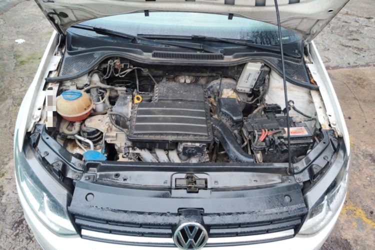 Used Volkswagen Polo 2016 1.6L Automatic Comfort Model Engine Bay