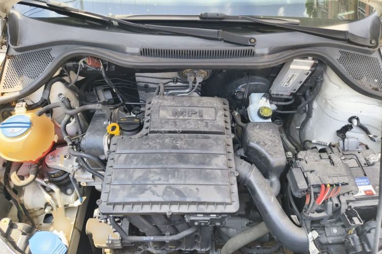 Used Volkswagen Polo 2016 1.4L Manual Fashion Model Engine Bay