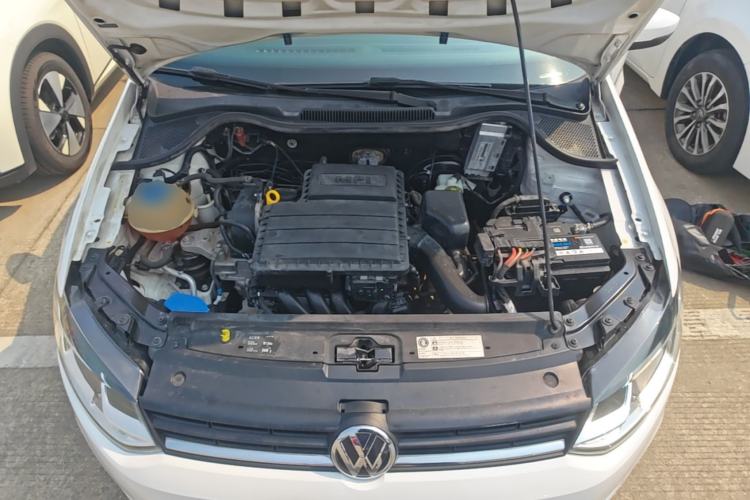 Used Volkswagen Polo 2016 1.6L Automatic Comfort Model Engine Bay