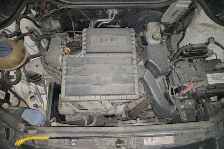 Used Volkswagen Polo 2016 1.6L Automatic Comfort Model Engine Bay
