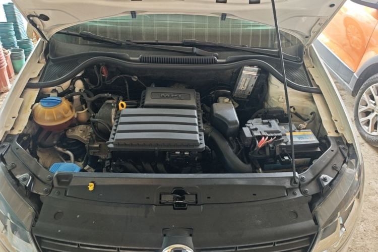 Used Volkswagen Polo 2016 1.6L Automatic Comfort Model Engine Bay