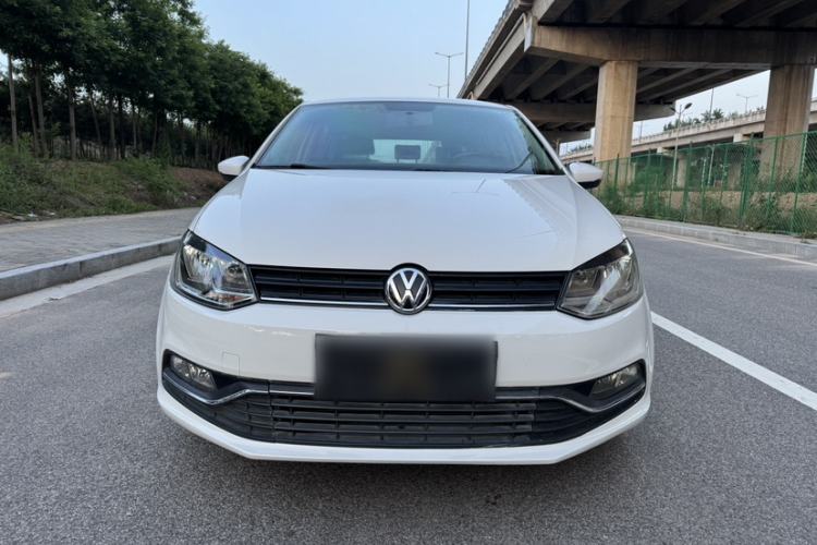 Used Volkswagen Polo 2016 1.6L Automatic Comfort Model Exterior 1