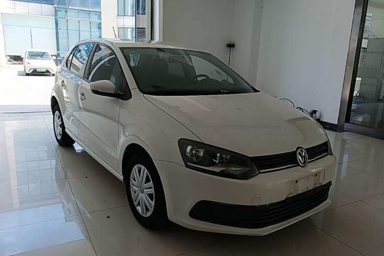 Used Volkswagen Polo 2016 1.4L Automatic Trendy Model Exterior 1