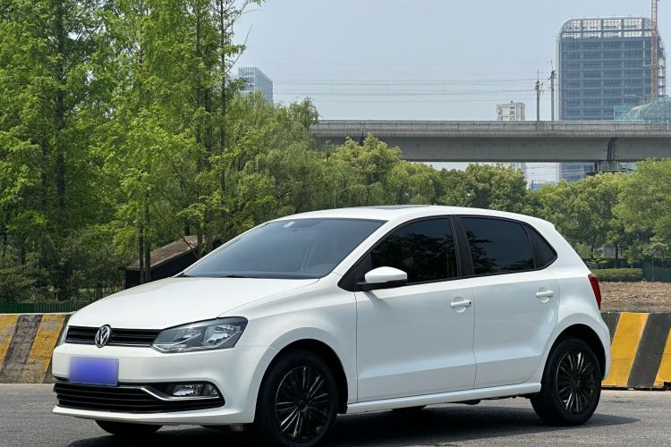 Used Volkswagen Polo 2016 1.6L Automatic Comfort Model Exterior 1