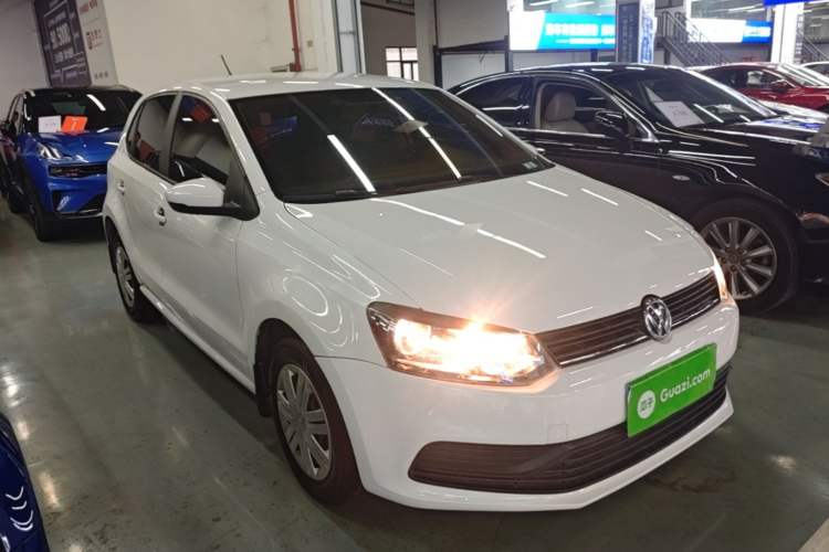 Used Volkswagen Polo 2016 1.4L Manual Fashion Model Exterior 1