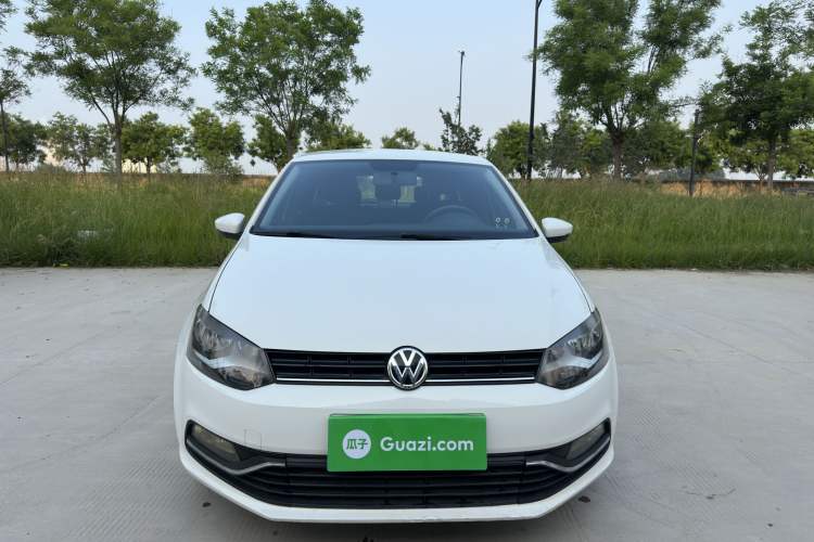 Used Volkswagen Polo 2016 1.4L Manual Fashion Model Exterior 1