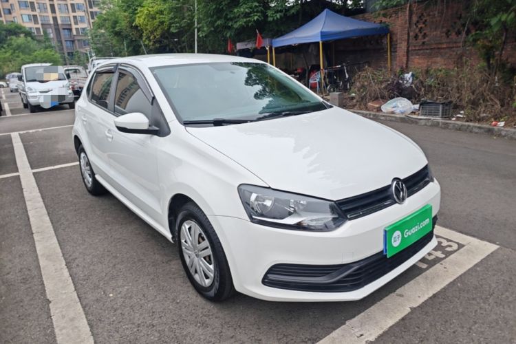Used Volkswagen Polo 2016 1.4L Manual Fashion Model Exterior 1