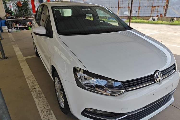 Used Volkswagen Polo 2016 1.6L Automatic Comfort Model Exterior 1