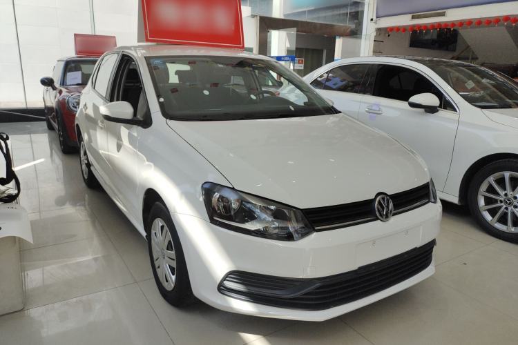 Used Volkswagen Polo 2016 1.4L Manual Fashion Model Exterior 1