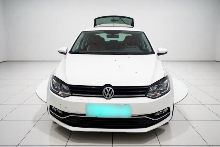 Used Volkswagen Polo 2016 1.6L Automatic Comfort Model Exterior 1