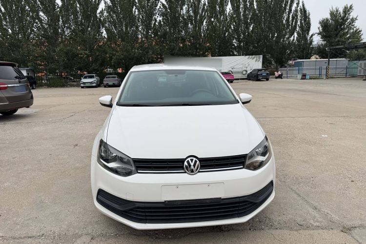 Used Volkswagen Polo 2016 1.4L Manual Fashion Model Exterior 1