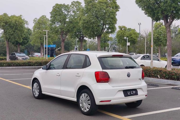 Used Volkswagen Polo 2016 1.6L Automatic Comfort Model Exterior 1