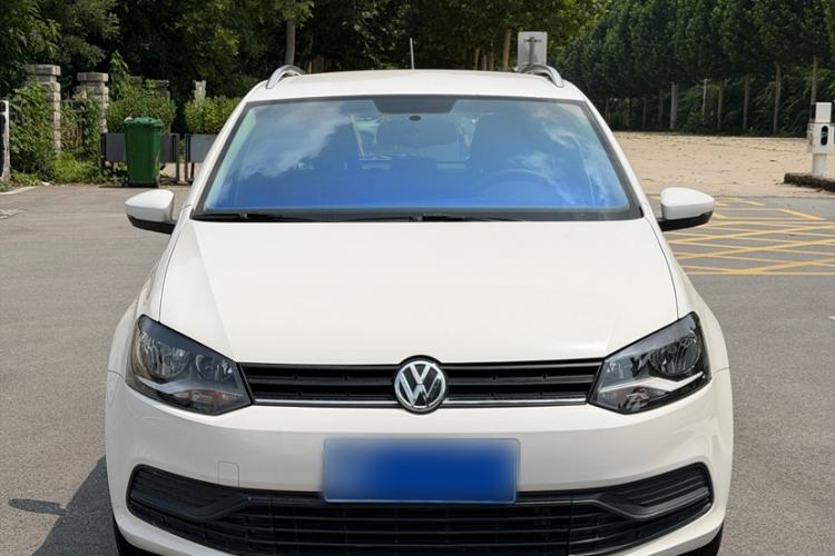 Used Volkswagen Polo 2016 1.4L Automatic Trendy Model Exterior 1
