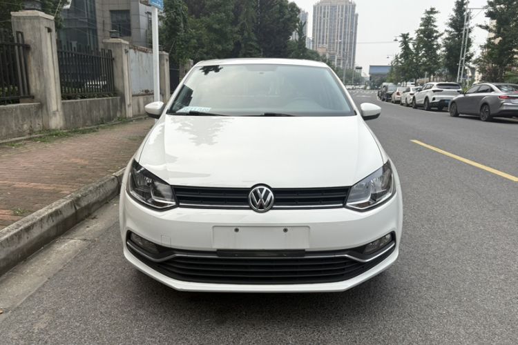 Used Volkswagen Polo 2016 1.6L Automatic Comfort Model Exterior 1