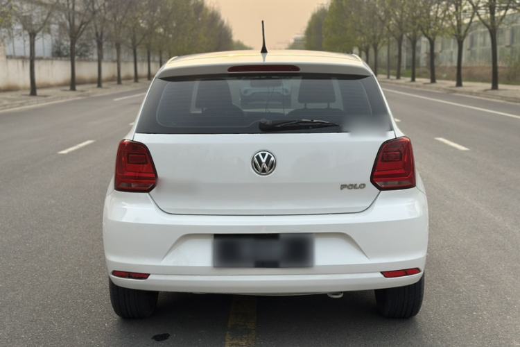 Used Volkswagen Polo 2016 1.4L Manual Fashion Model Exterior 10