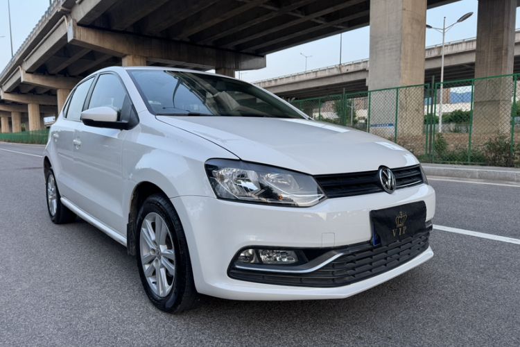 Used Volkswagen Polo 2016 1.6L Automatic Comfort Model Exterior 2