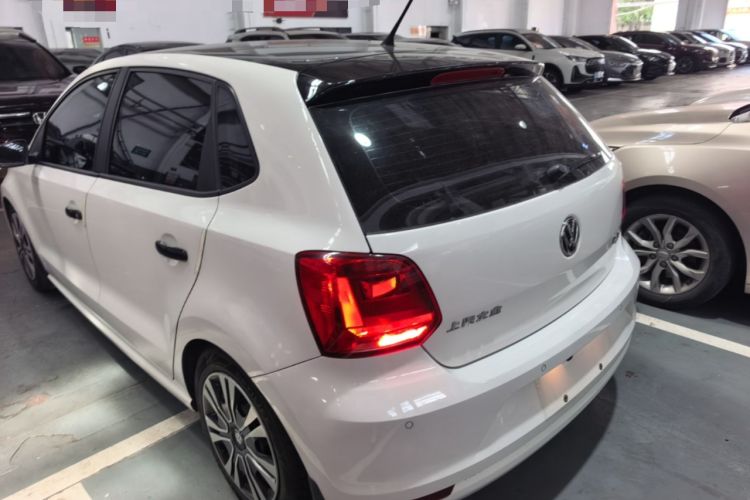 Used Volkswagen Polo 2016 1.6L Automatic Comfort Model Exterior 2
