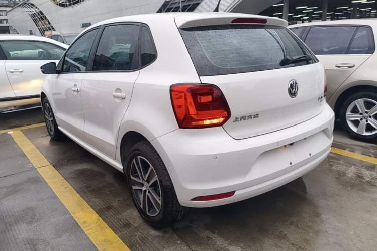 Used Volkswagen Polo 2016 1.6L Automatic Comfort Model Exterior 2