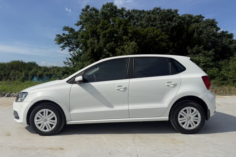 Used Volkswagen Polo 2016 1.4L Automatic Trendy Model Exterior 2