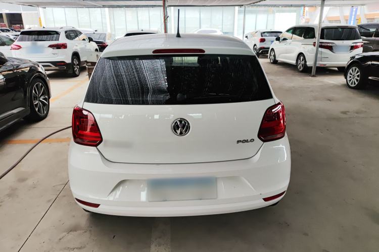 Used Volkswagen Polo 2016 1.4L Manual Fashion Model Exterior 2