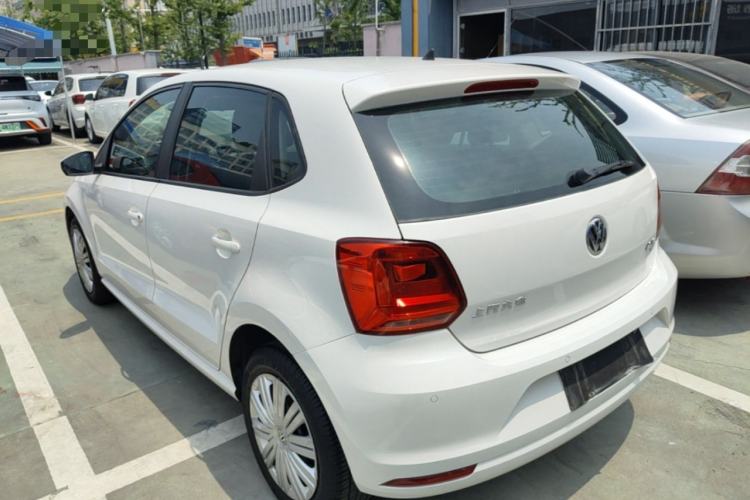 Used Volkswagen Polo 2016 1.6L Automatic Comfort Model Exterior 2