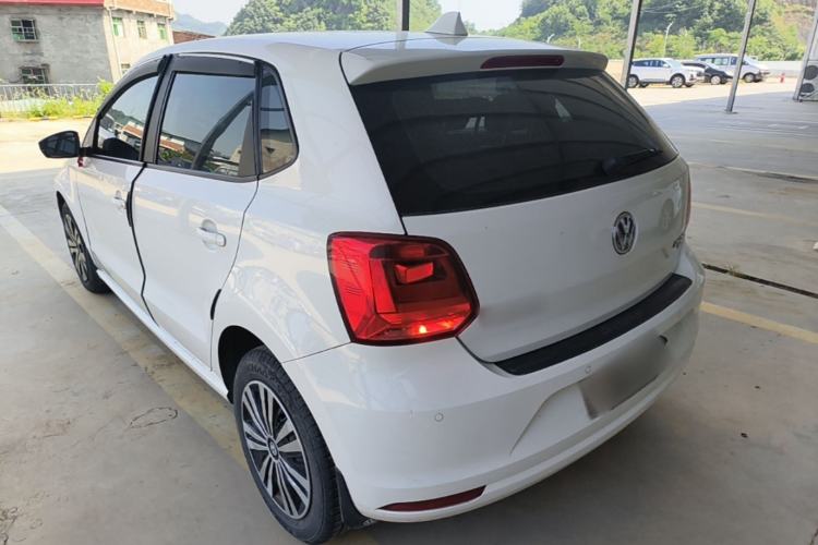 Used Volkswagen Polo 2016 1.6L Automatic Comfort Model Exterior 2