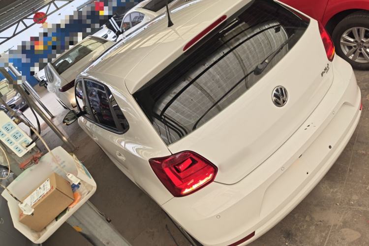 Used Volkswagen Polo 2016 1.6L Automatic Comfort Model Exterior 2