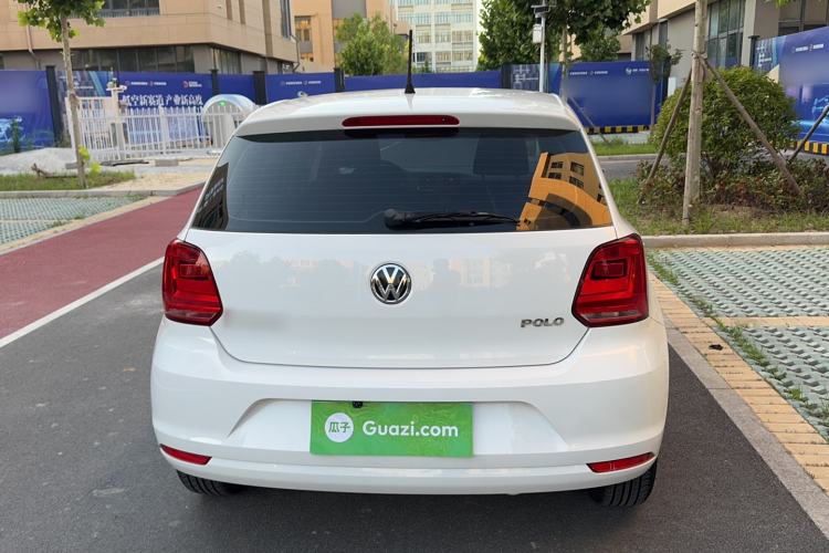 Used Volkswagen Polo 2016 1.4L Manual Fashion Model Exterior 2