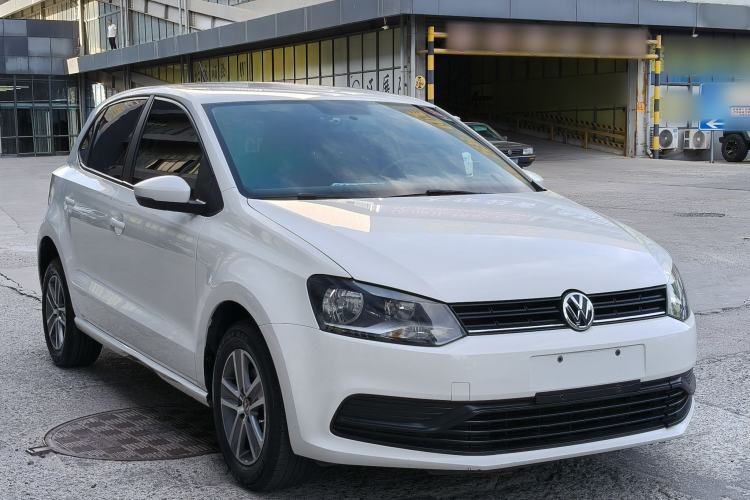 Used Volkswagen Polo 2016 1.4L Automatic Trendy Model Exterior 2