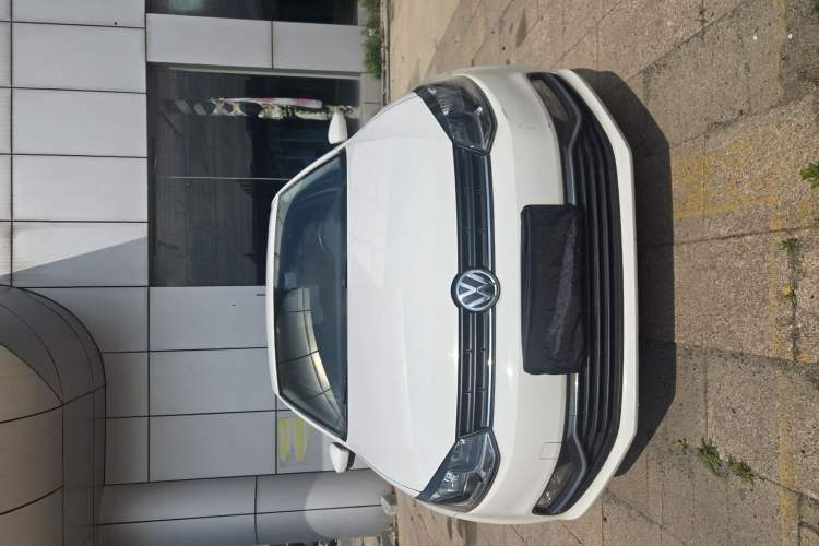 Used Volkswagen Polo 2016 1.6L Automatic Comfort Model Exterior 2