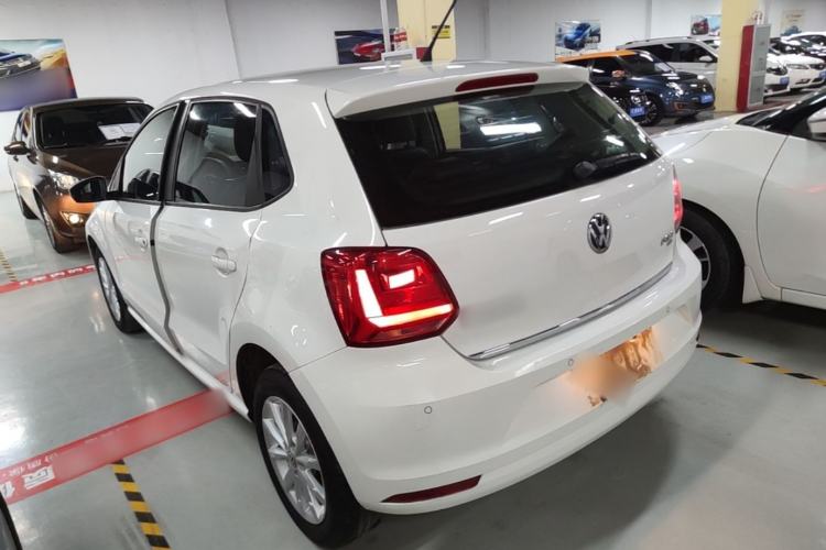 Used Volkswagen Polo 2016 1.6L Automatic Luxury Model Exterior 2