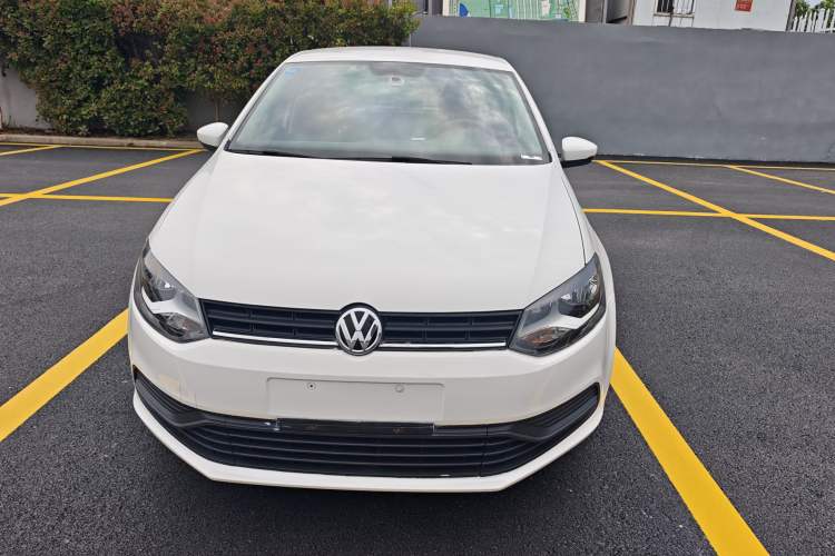 Used Volkswagen Polo 2016 1.4L Automatic Trendy Model Exterior 2