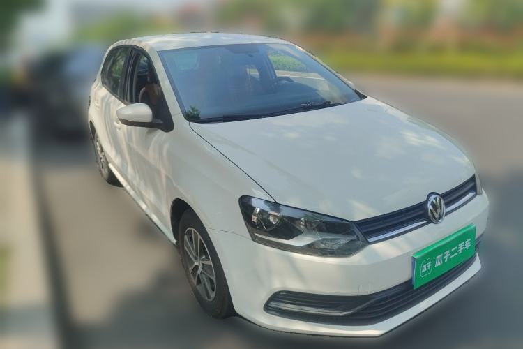 Used Volkswagen Polo 2016 1.4L Manual Fashion Model Exterior 2