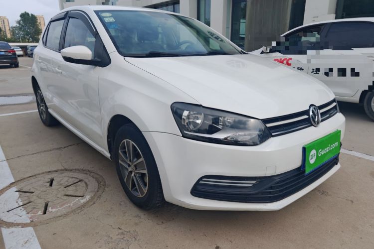 Used Volkswagen Polo 2016 1.4L Manual Fashion Model Exterior 2