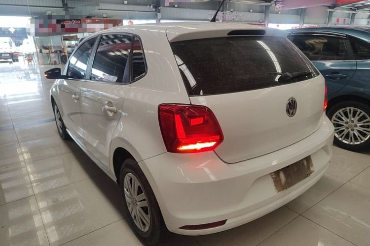 Used Volkswagen Polo 2016 1.4L Manual Fashion Model Exterior 2