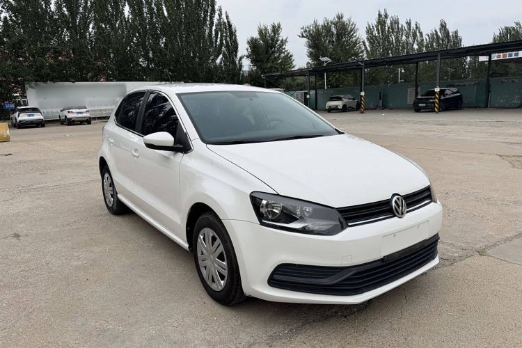 Used Volkswagen Polo 2016 1.4L Manual Fashion Model Exterior 2