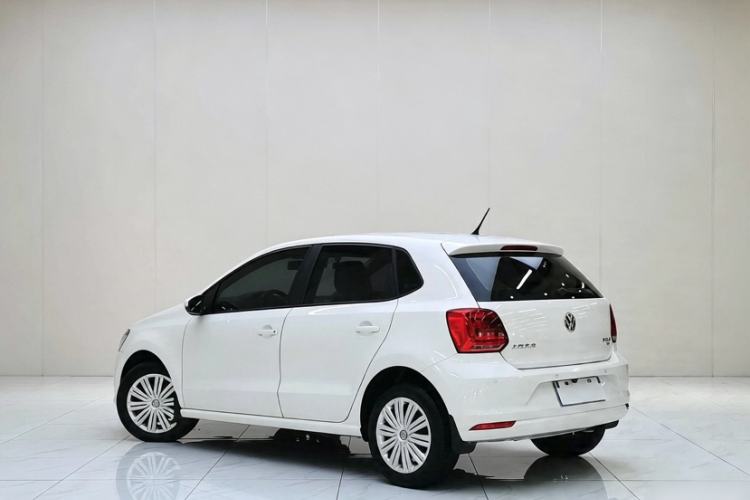Used Volkswagen Polo 2016 1.6L Automatic Comfort Model Exterior 2