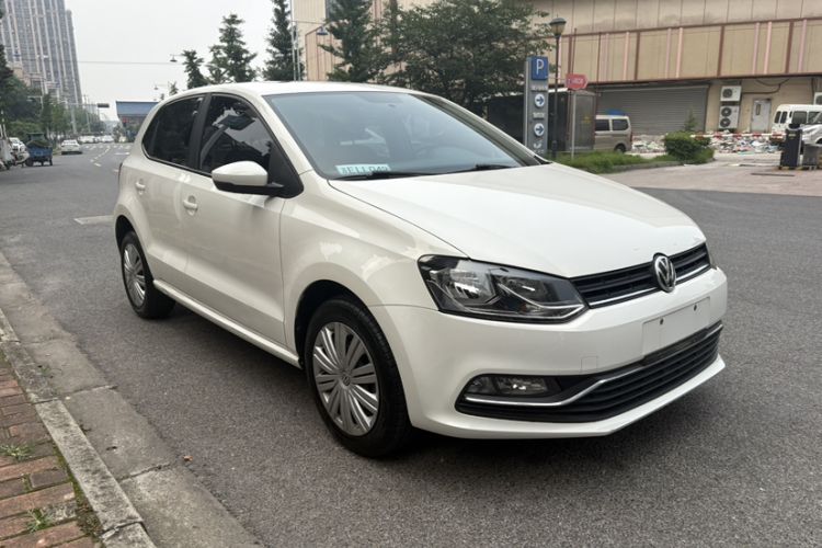Used Volkswagen Polo 2016 1.6L Automatic Comfort Model Exterior 2
