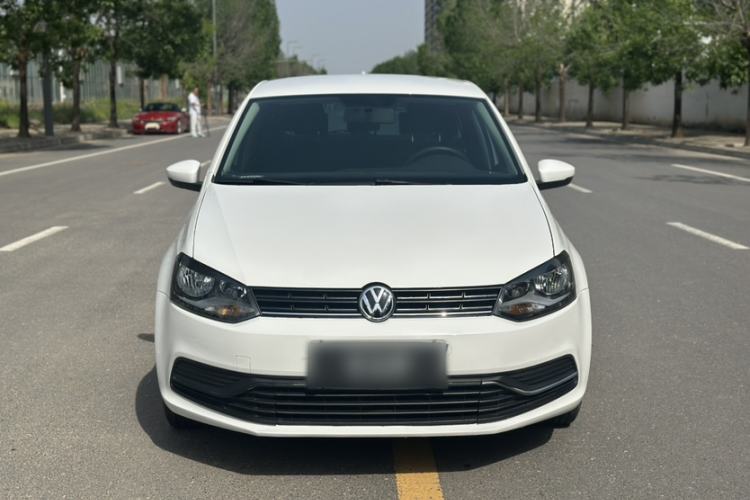 Used Volkswagen Polo 2016 1.4L Manual Fashion Model Exterior 3