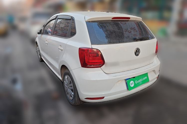 Used Volkswagen Polo 2016 1.4L Manual Fashion Model Exterior 3