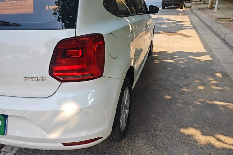 Used Volkswagen Polo 2016 1.4L Automatic Trendy Model Exterior 3