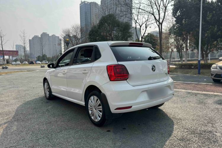 Used Volkswagen Polo 2016 1.6L Automatic Comfort Model Exterior 3
