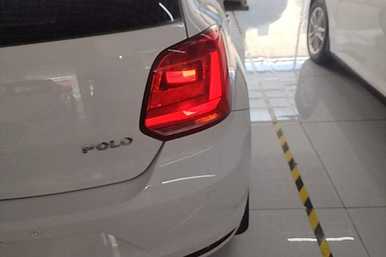 Used Volkswagen Polo 2016 1.4L Automatic Trendy Model Exterior 3