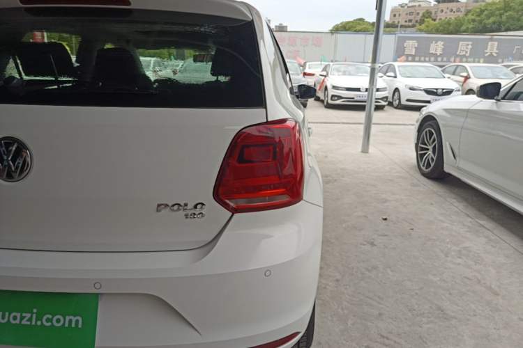 Used Volkswagen Polo 2016 1.6L Automatic Comfort Model Exterior 3